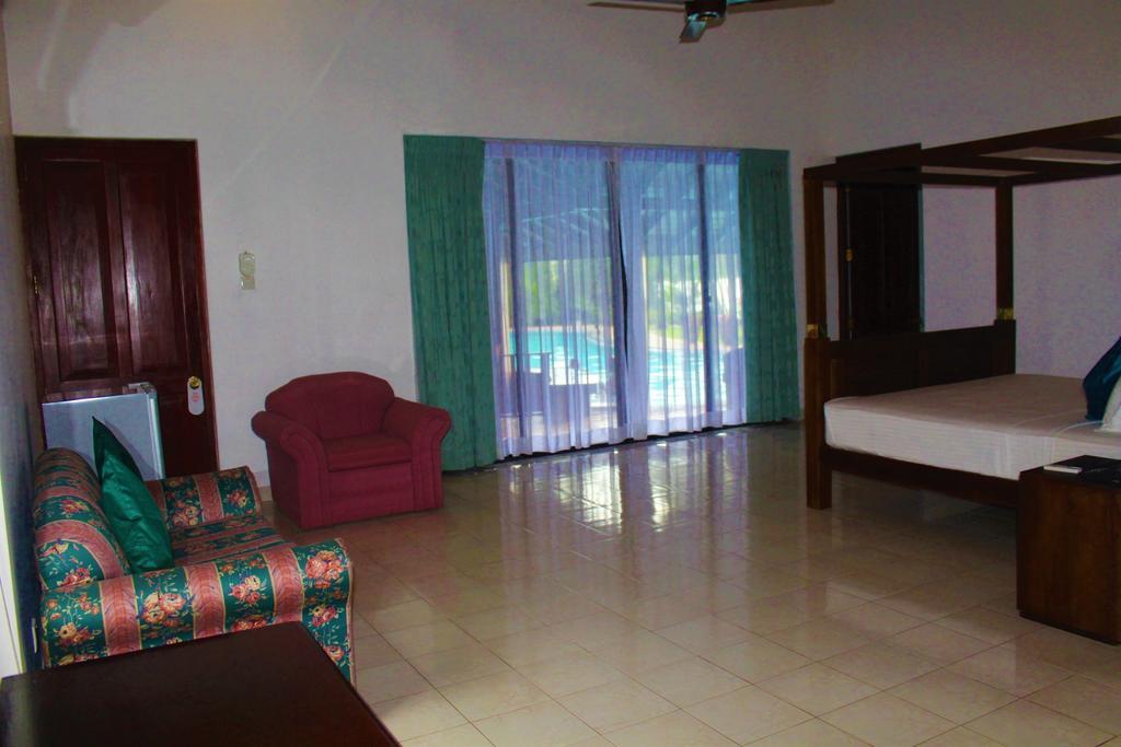 Blue Water Villa Piliyandala Luaran gambar