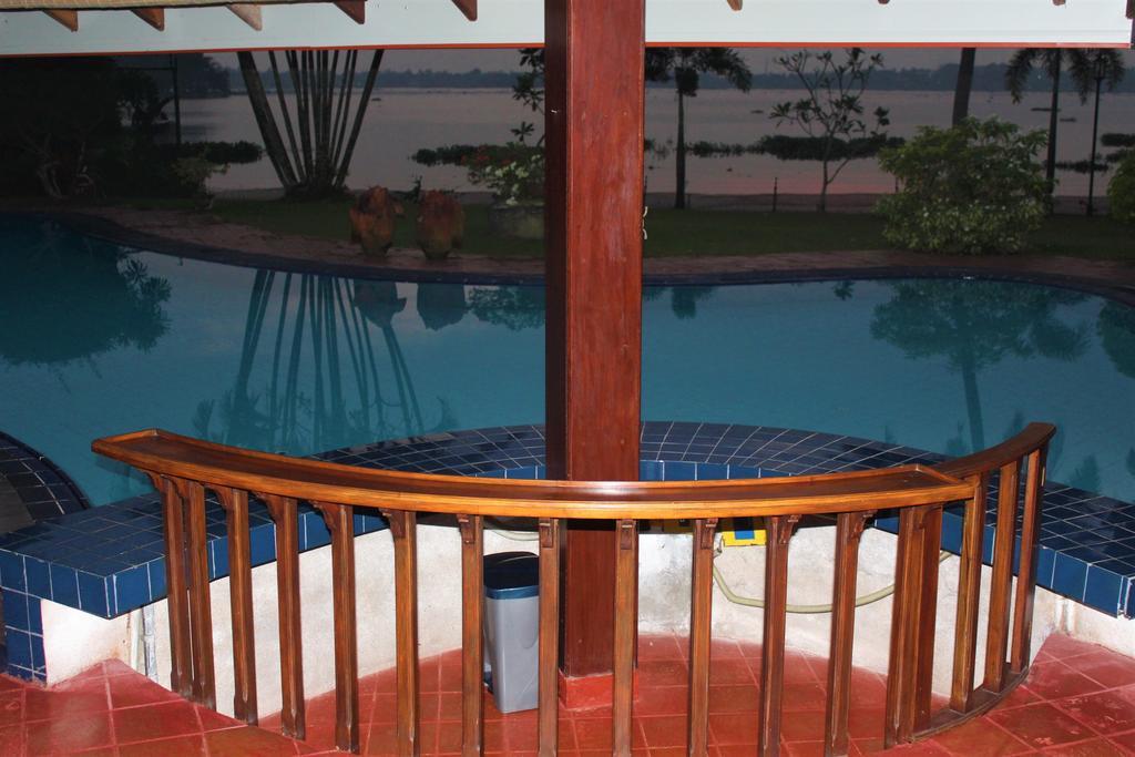 Blue Water Villa Piliyandala Luaran gambar
