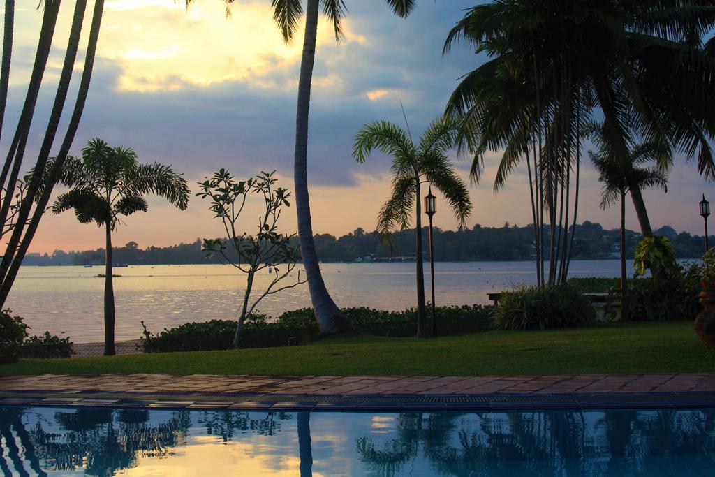 Blue Water Villa Piliyandala Luaran gambar