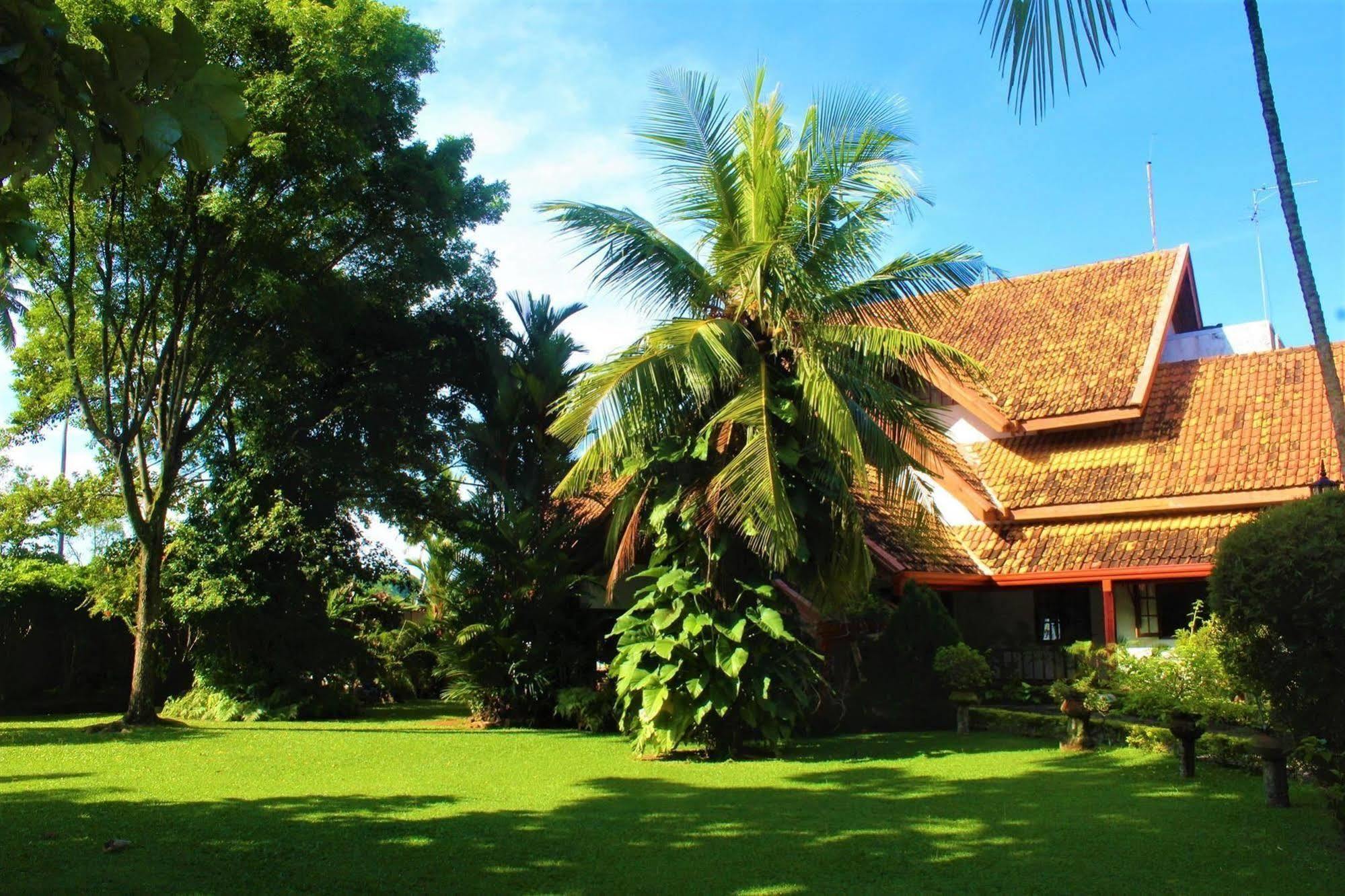 Blue Water Villa Piliyandala Luaran gambar