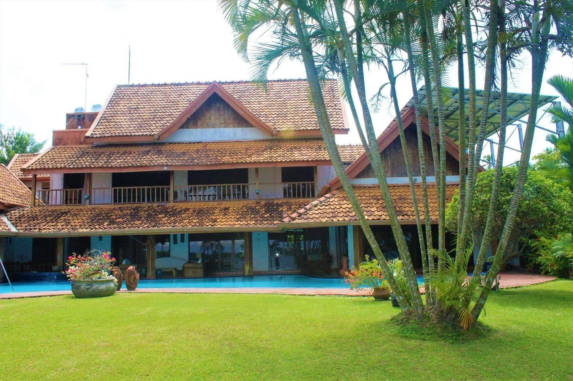 Blue Water Villa Piliyandala Luaran gambar