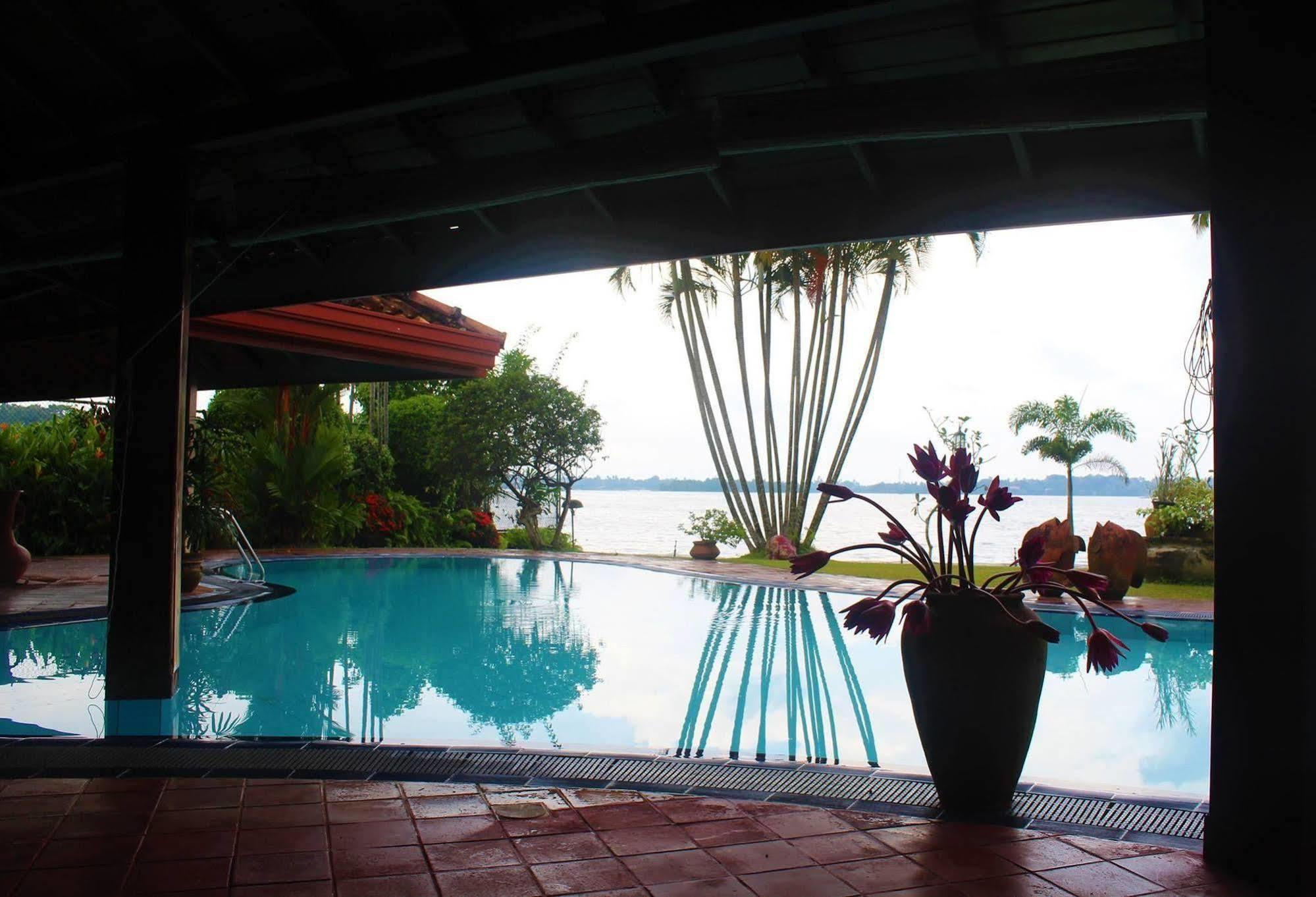 Blue Water Villa Piliyandala Luaran gambar